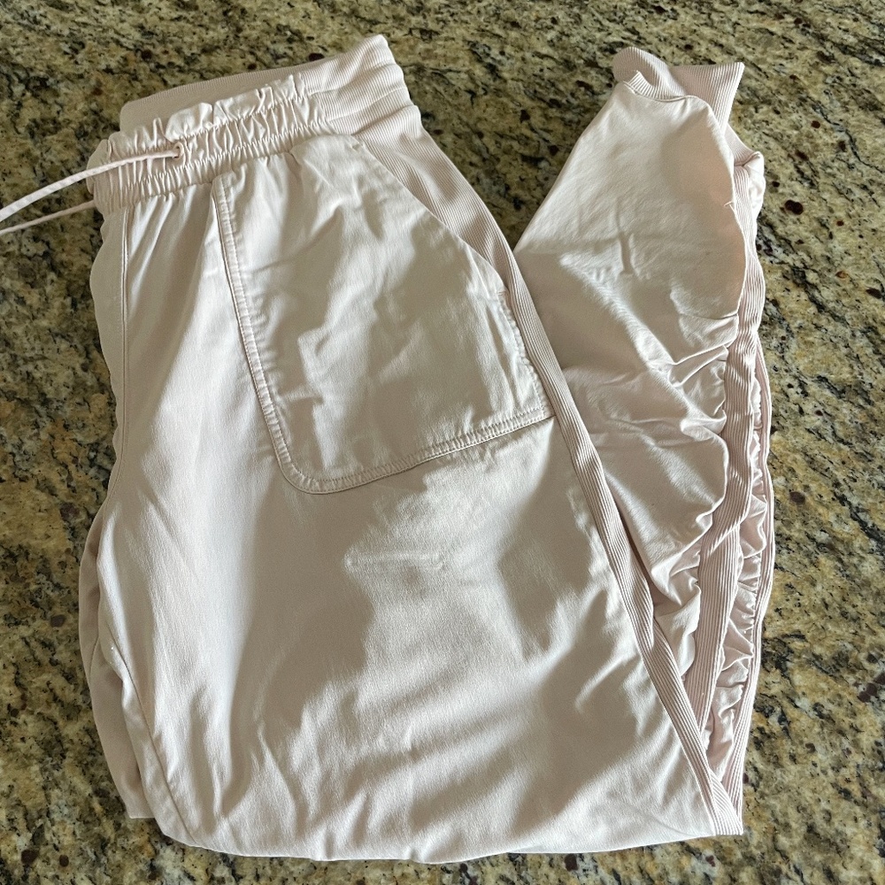 Lululemon Women's Light Pink Joggers